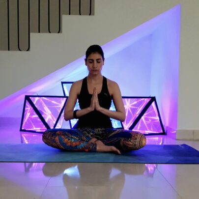 872Private Online Yoga Class 1hr